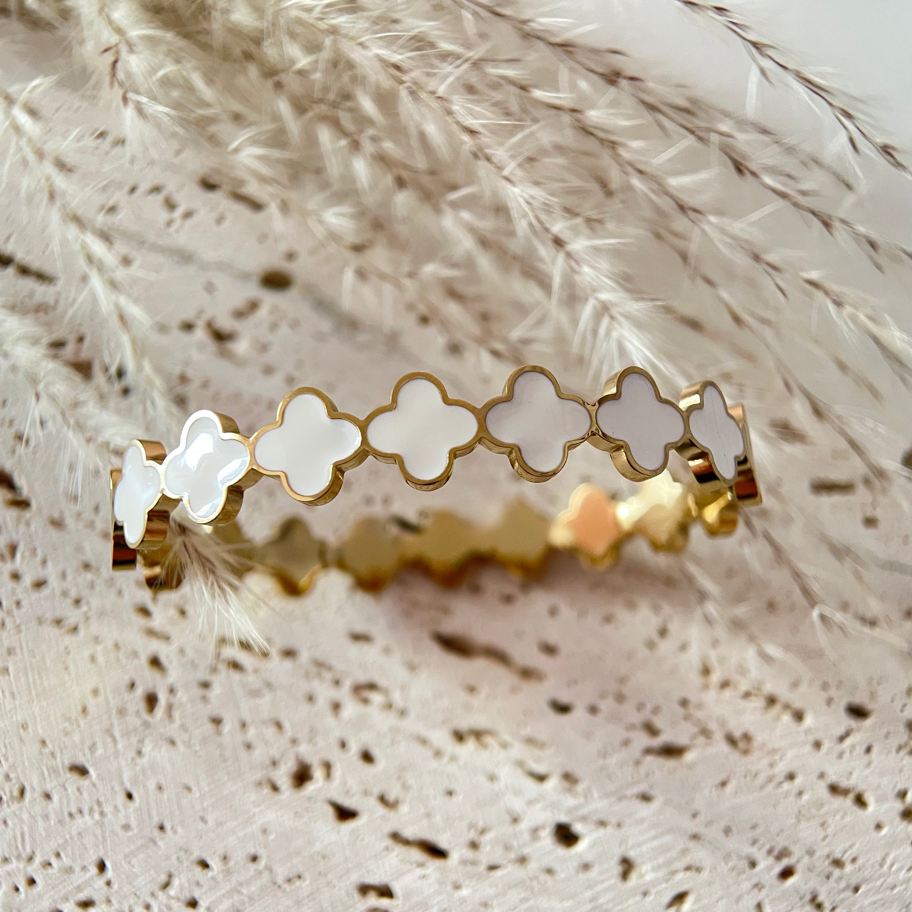 NELYA || Flower Bangle