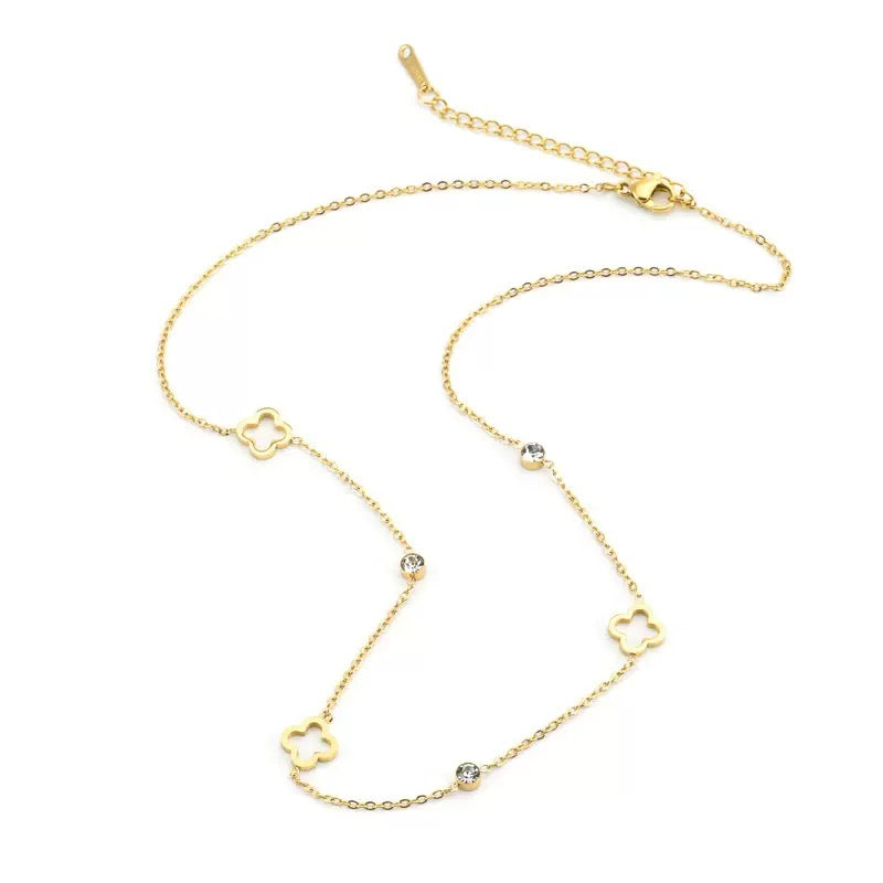 Emilia ||  Clover Necklace