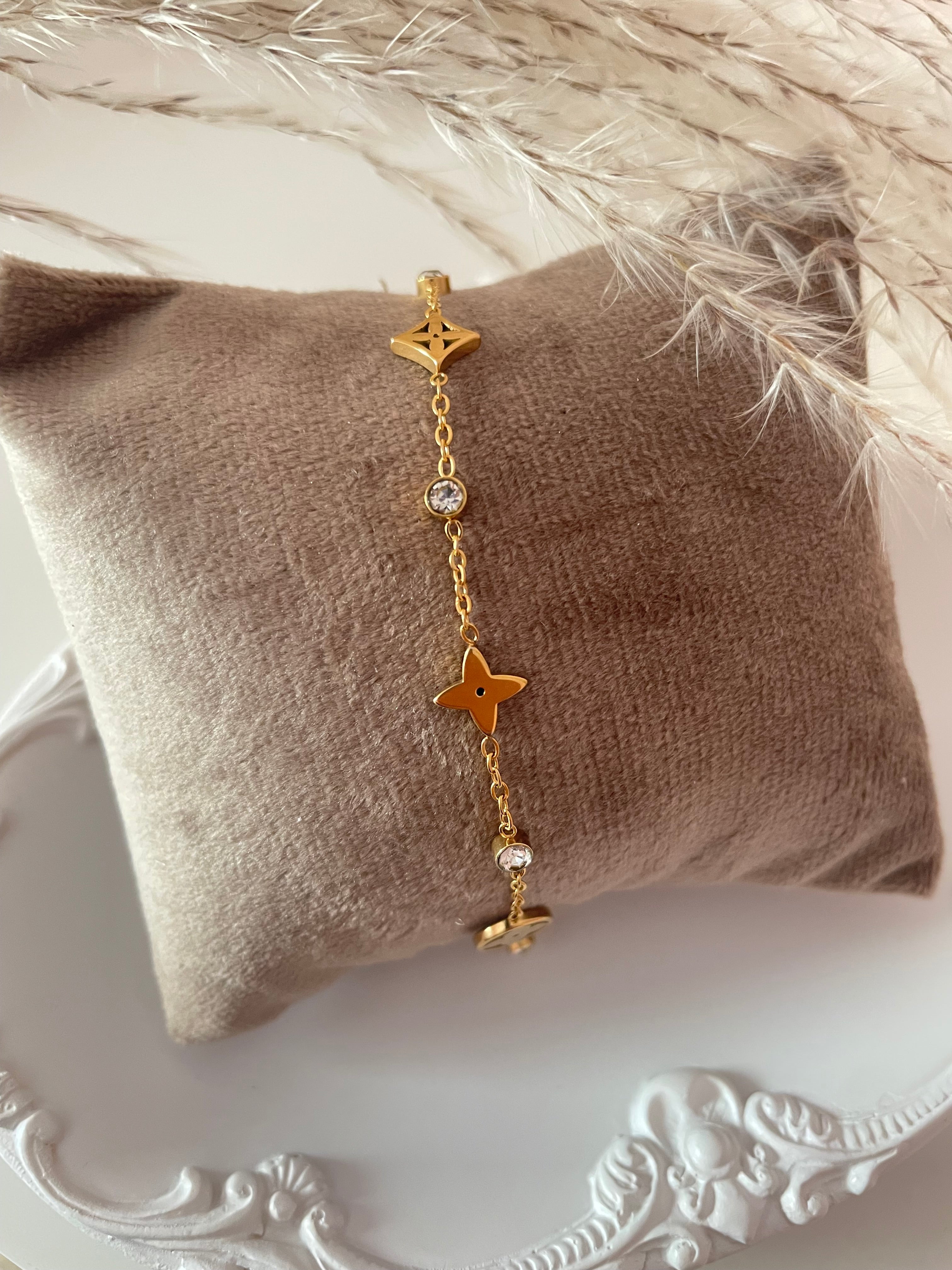 JENNY|| Clover Bracelet