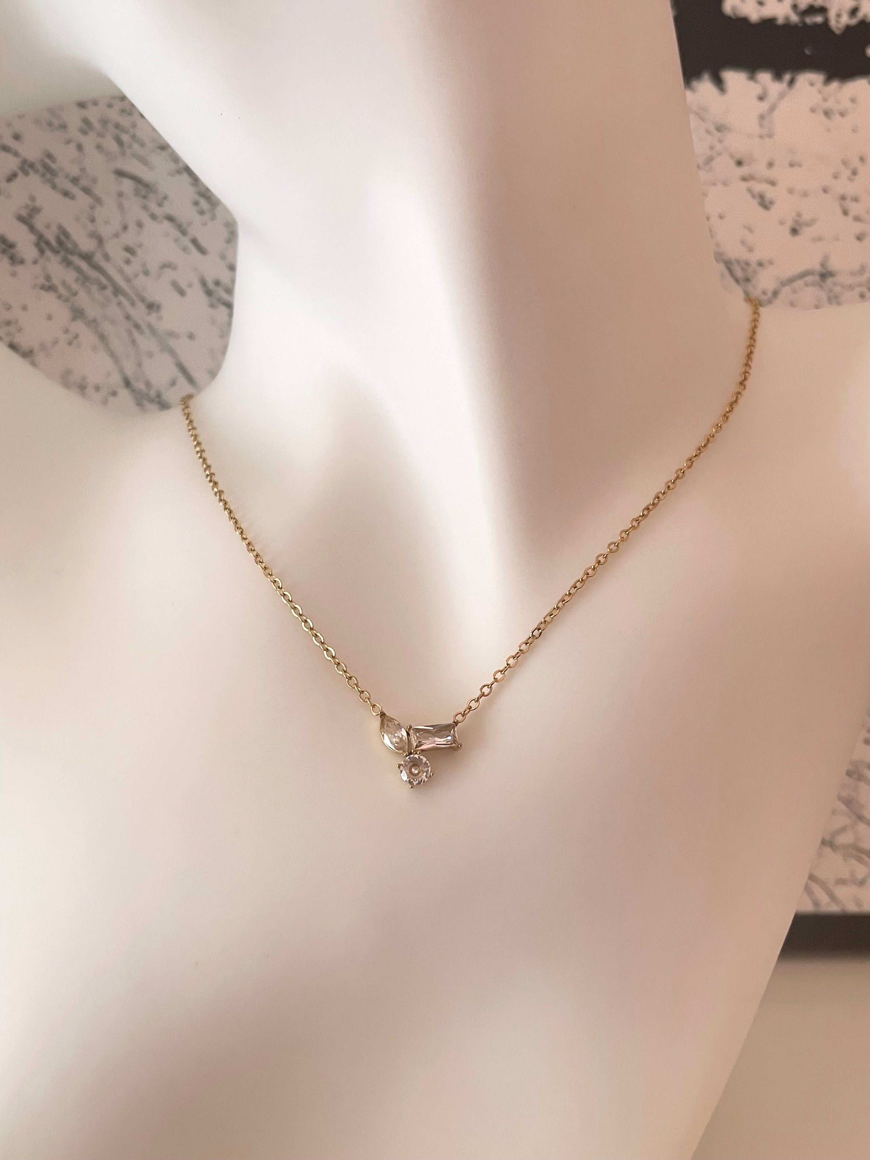 ARIELLA || Necklace