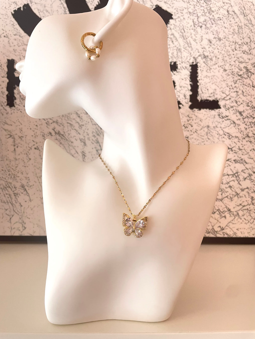 SWEET BUTTERFLY || Necklace