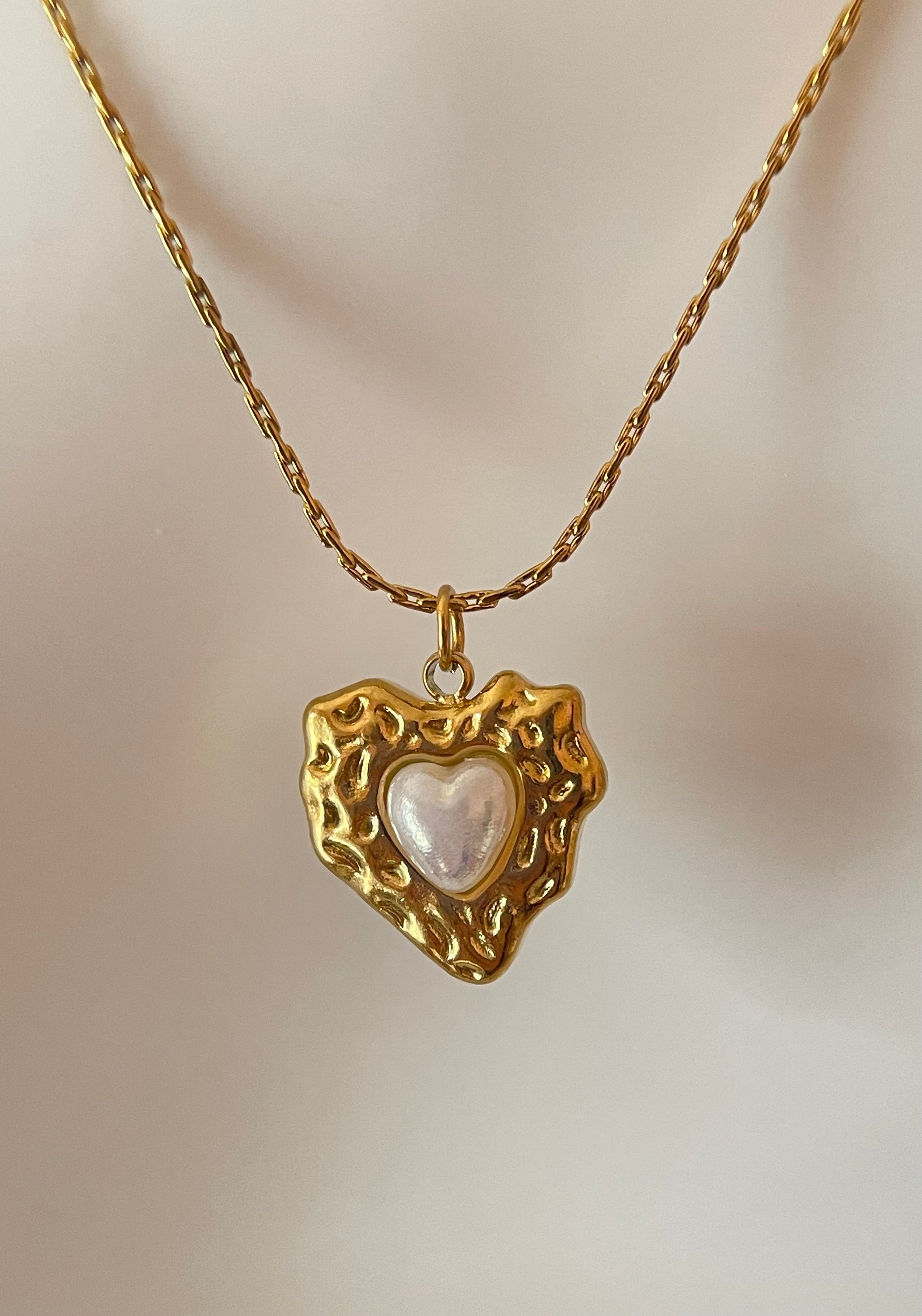 MELTY HEART || Necklace