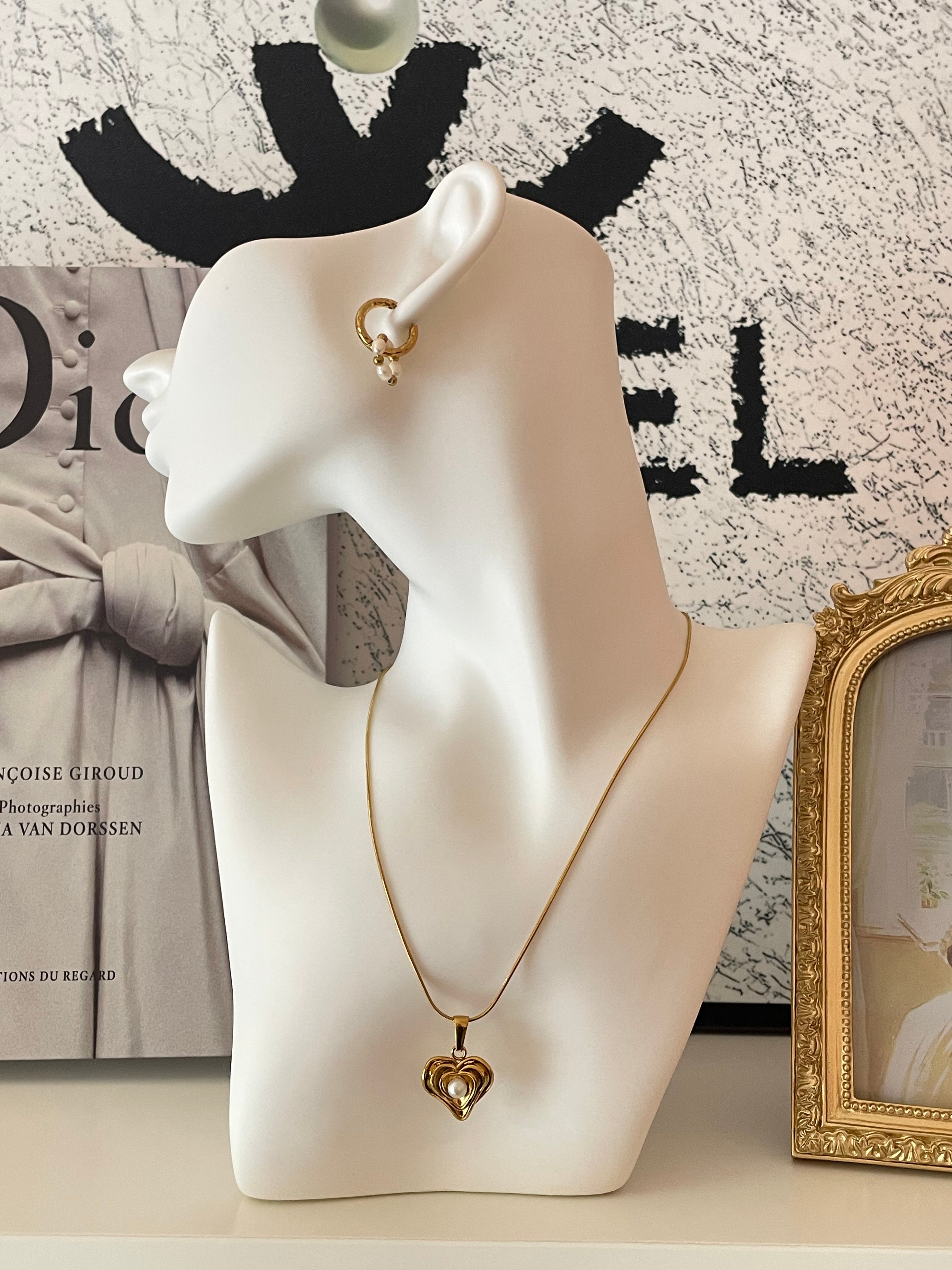 NUVANA HEART|| Necklace