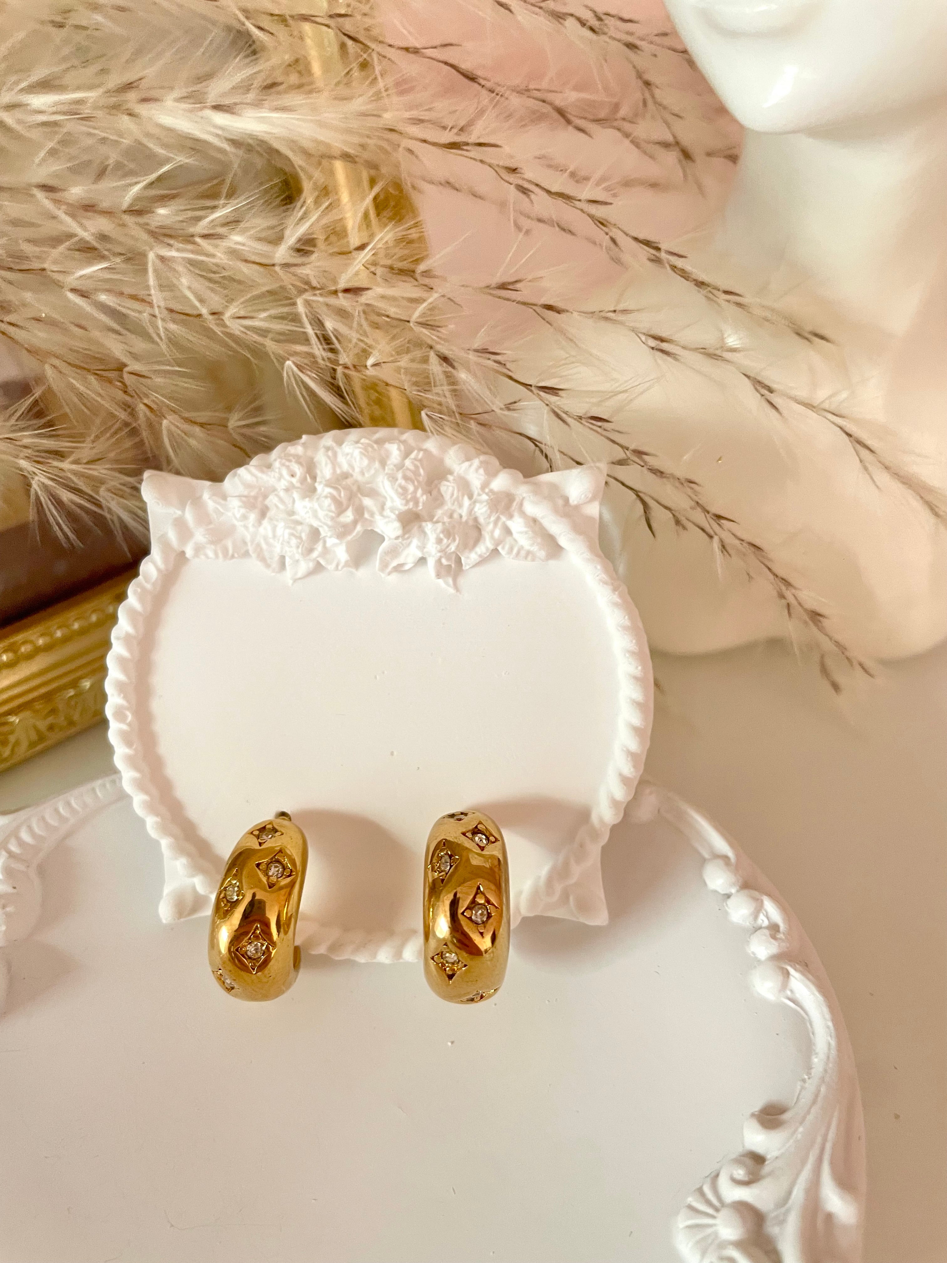 ORELIA || Medium Sized Hoops