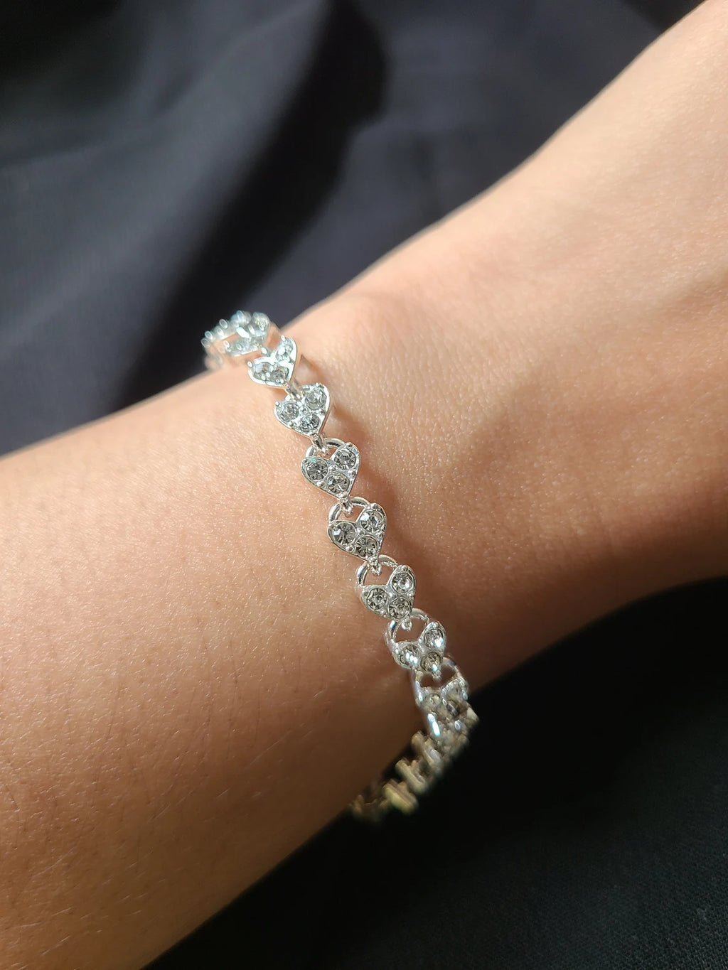 CINDERELLA || Love Heart Chain Bracelet with Shiny Rhinestones